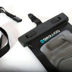 POCHETTE ETANCHE MP3 AVEC PRISE JACK ETANCHE SEAWAG -Railblaza Boutique pochette etanche mp3 avec prise jack etanche seawag 2