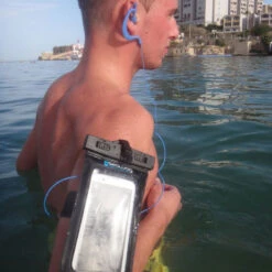 POCHETTE ETANCHE MP3 AVEC PRISE JACK ETANCHE SEAWAG -Railblaza Boutique pochette etanche mp3 avec prise jack etanche seawag 7