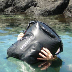 SAC ETANCHE ZULUPACK NOMAD 35L -Railblaza Boutique sac etanche zulupack nomad 35l 3