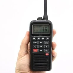 VHF Portable étanche Et Flottante Avec GPS- WPF 700 - ORANGEMARINE -Railblaza Boutique vhf portable ectanche et flottante avec gps wpf 700 orangemarine 5